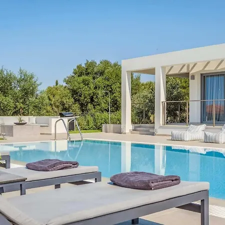 Agia Pelagia Sleeps 6 Pool Air Con Wifi Villa Svoronata