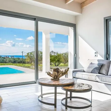 Villa Agia Pelagia Sleeps 6 Pool Air Con Wifi