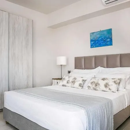 Agia Pelagia Sleeps 6 Pool Air Con Wifi *